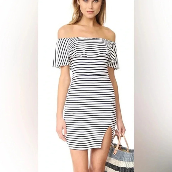Lovers + Friends Rising Sun Dress in Navy Stripe Off The Shoulders Size Small S - Picture 8 of 9